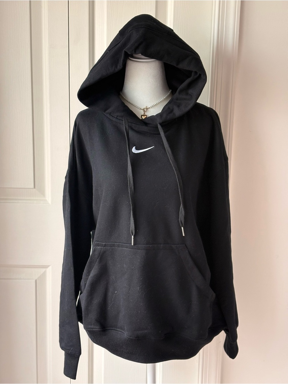 New Nike Women’s Pull-Over Hoddie
